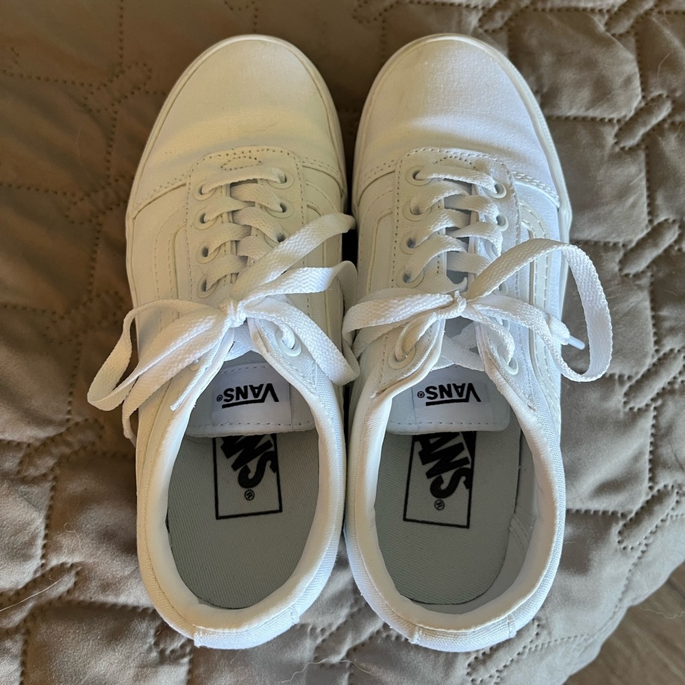 Women’s Vans shoes